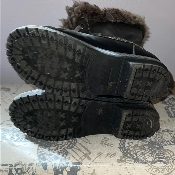 London Fog Black and Gray Winter Boots with Faux Fur - Picture 9 of 14